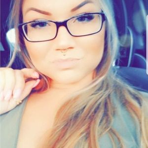 Meet your Posher, Shawna